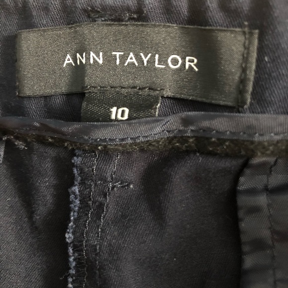 Ann Taylor City Shorts - Picture 4 of 6